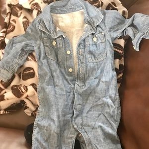 NWOT gap baby romper